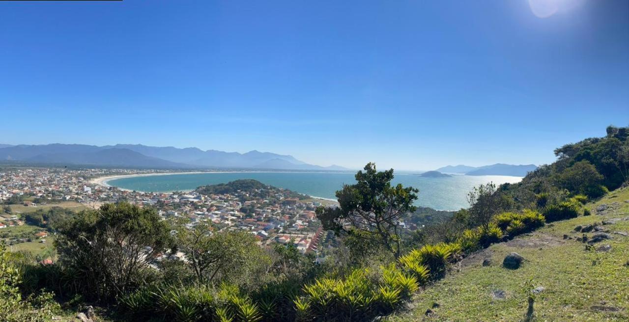 فيلا Guarda do Embaúفي Cabana Magica Praia E Floresta, Vale Da Utopia, Pinheira المظهر الخارجي الصورة
